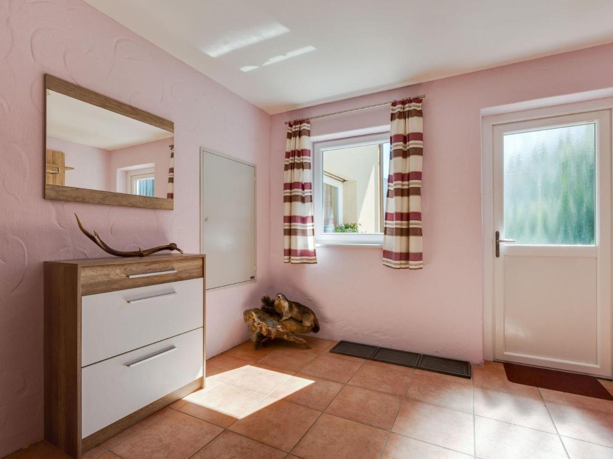 Bright Flat Close To The Ski Area Piesendorf Exterior photo