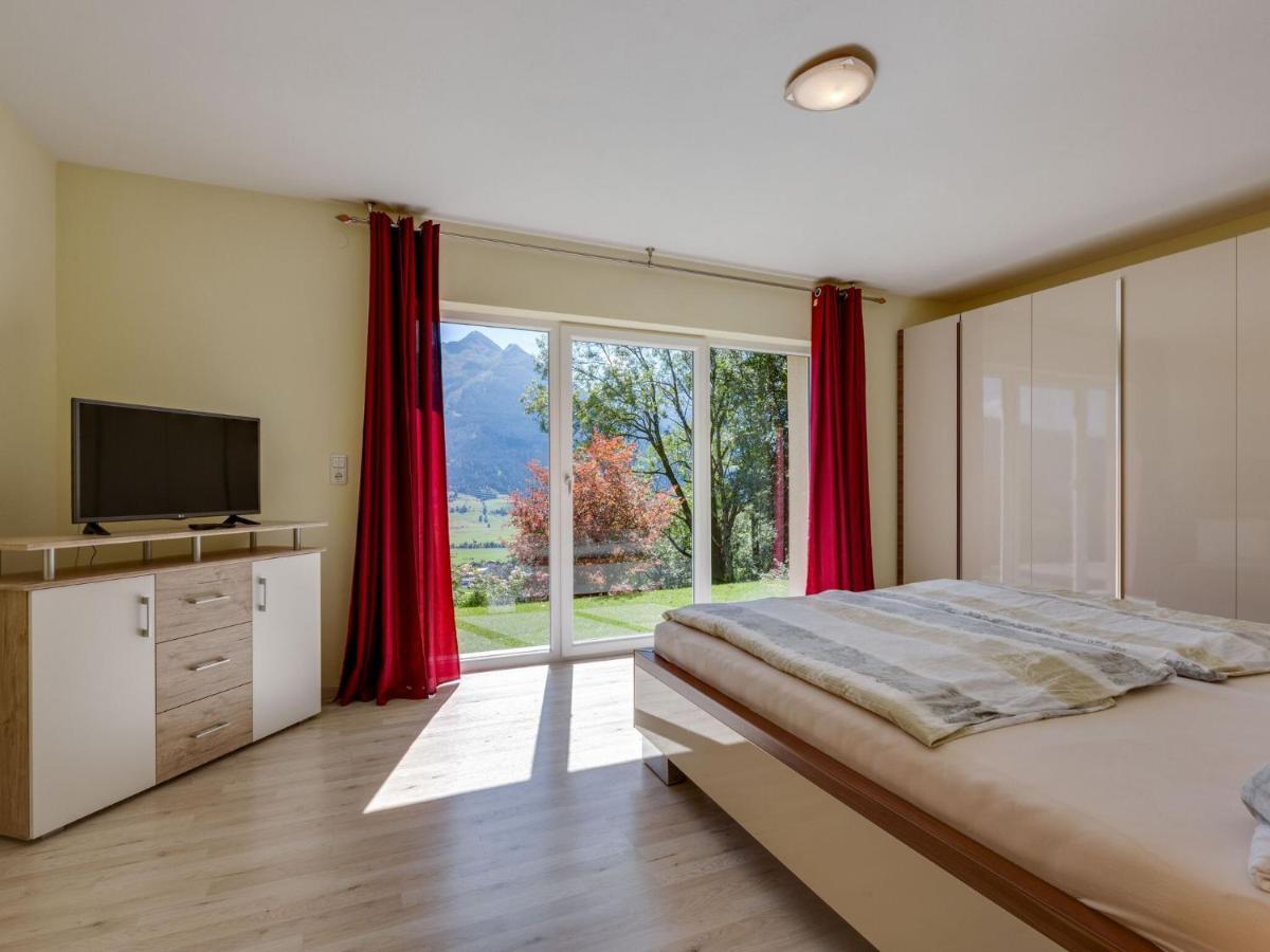 Bright Flat Close To The Ski Area Piesendorf Exterior photo