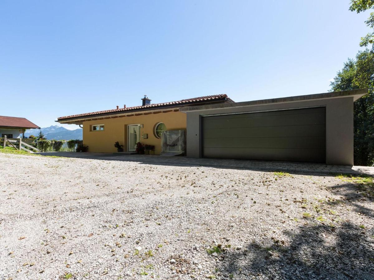Bright Flat Close To The Ski Area Piesendorf Exterior photo